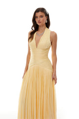 URANIE™ | Vestido Maxi Halter Amarelo que Transforma Qualquer Ocasião em Momento Inesquecível