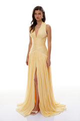 URANIE™ | Vestido Maxi Halter Amarelo que Transforma Qualquer Ocasião em Momento Inesquecível