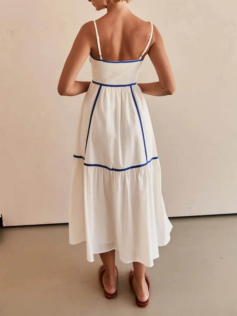 LEONTINA™ | Vestido Midi Para a Mulher Que Não Precisa de Aprovação Para Brilhar