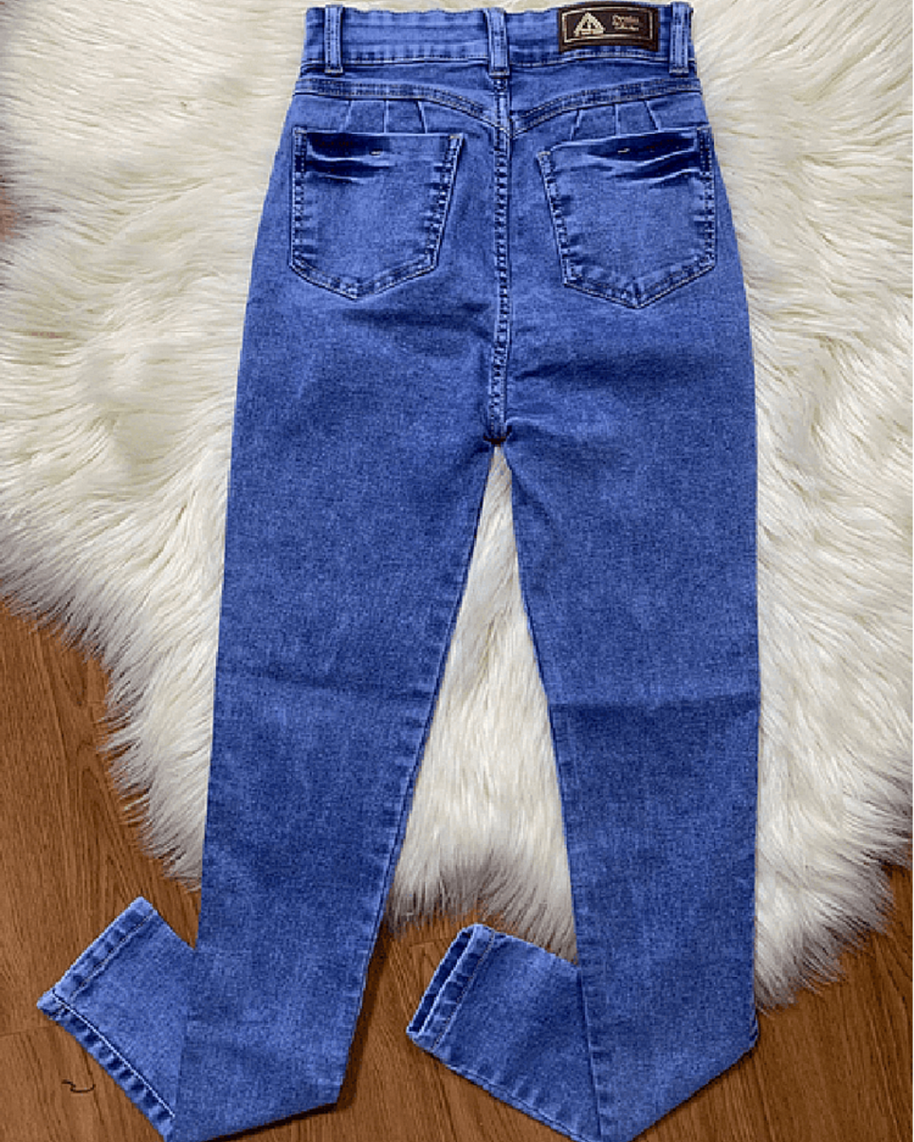 ALMIRA™ | Calça O Corte Que Toda Mulher Merecia Ter Encontrado Antes