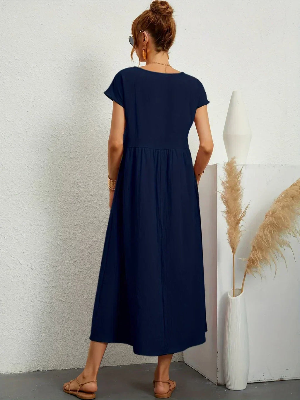 JUSTINIANA™ | Vestido Midi Para a Mulher Que Não Precisa de Aprovação Para Brilhar
