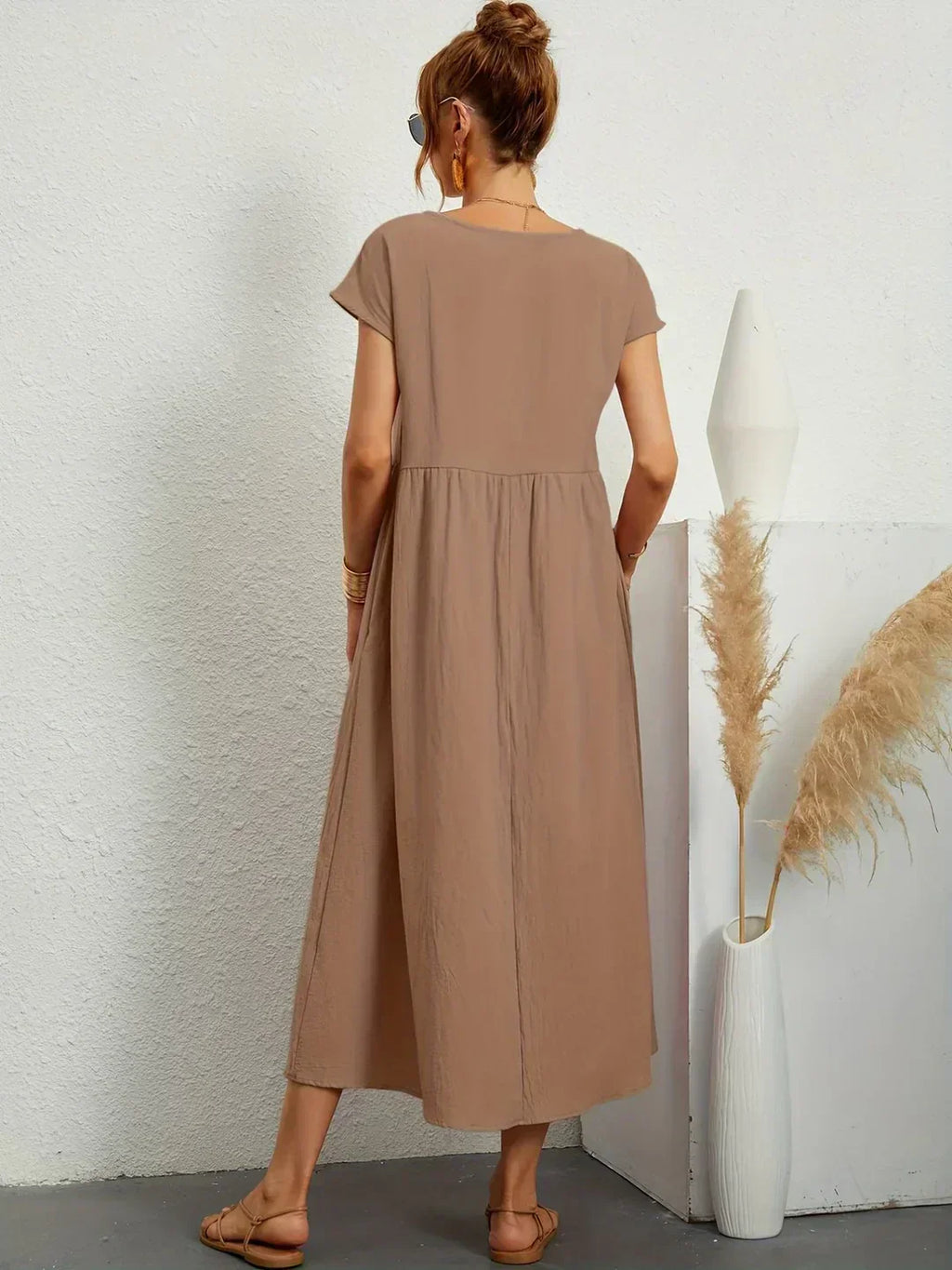JUSTINIANA™ | Vestido Midi Para a Mulher Que Não Precisa de Aprovação Para Brilhar