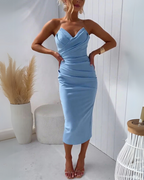 LÚCIA™ | Vestido Midi Que Transforma Qualquer Dia Comum em Momento Especial