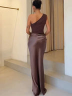 ZÉLIA™ | Vestido Midi Para a Mulher Que Não Precisa de Aprovação Para Brilhar
