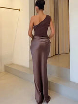 ZÉLIA™ | Vestido Midi Para a Mulher Que Não Precisa de Aprovação Para Brilhar