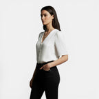 LINA™ | Blusa Que Combina Com Tudo e Eleva Qualquer Produção