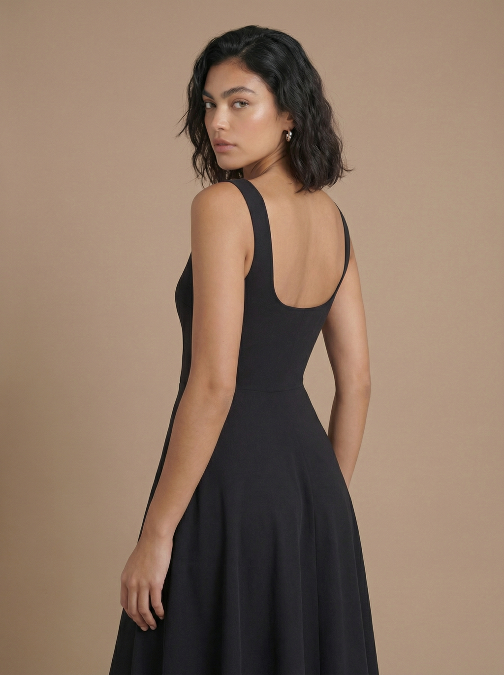JACINTA™ | Vestido Midi Que Faz Você Se Sentir a Mulher Mais Elegante da Sala