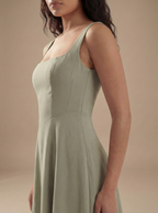 JACINTA™ | Vestido Midi Que Faz Você Se Sentir a Mulher Mais Elegante da Sala