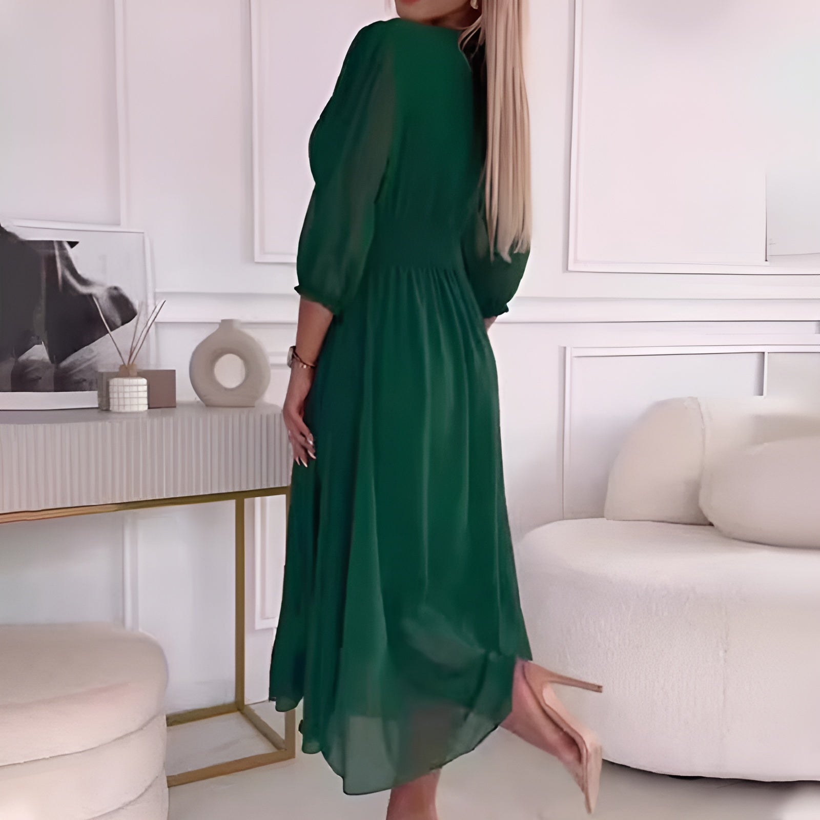 URSULA™ | Vestido Midi Que Faz Você Se Sentir a Mulher Mais Elegante da Sala