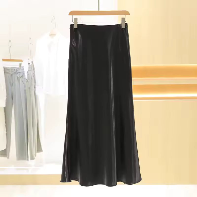 CORA™ | Saia Midi Que Faz Você Se Sentir a Mulher Mais Elegante da Sala