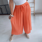 ROSÁRIA™ | Calça  Midi Para a Mulher Que Não Precisa de Aprovação Para Brilhar